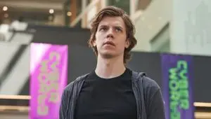 The Undeclared War: 1×3