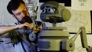 Behind the Attraction: 1×3