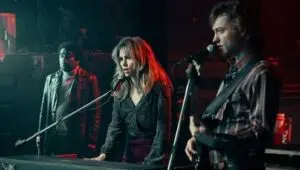 Daisy Jones & the Six: 1×2