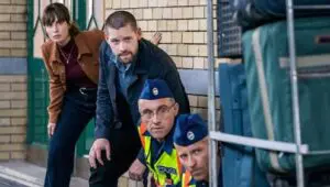 FBI: International: 1×2