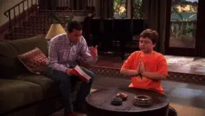 Two and a Half Men: 3×9