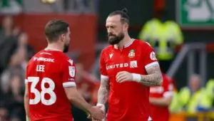 Welcome to Wrexham: 3×8