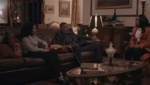 Beauty in Black: 2×5