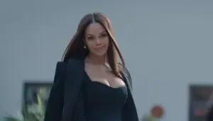 Beauty in Black: 2×6