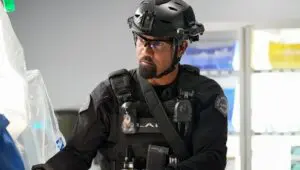 S.W.A.T.: 7×4
