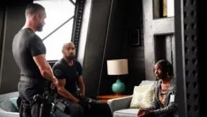 S.W.A.T.: 8×1