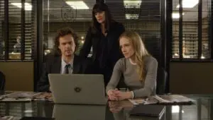 Criminal Minds: 15×3