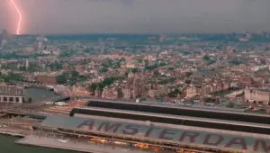 Amsterdam Centraal 24/7: 1×1