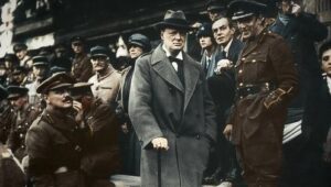 Churchill at War: 1×1