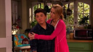 Good Luck Charlie: 4×9
