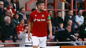 Welcome to Wrexham: 2×8