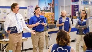 Superstore: 2×17