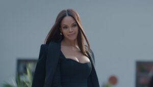 Beauty in Black: 2×6